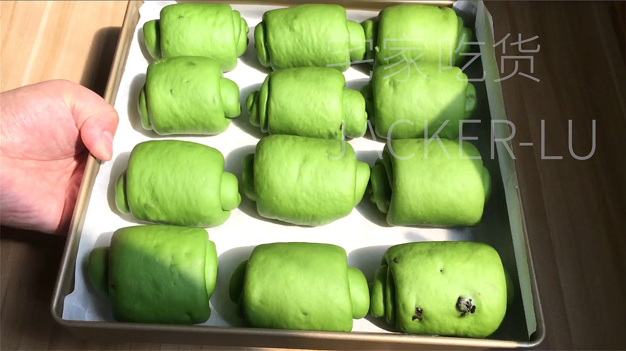 抹茶超软小面包 ,一口沦陷的清新滋味。