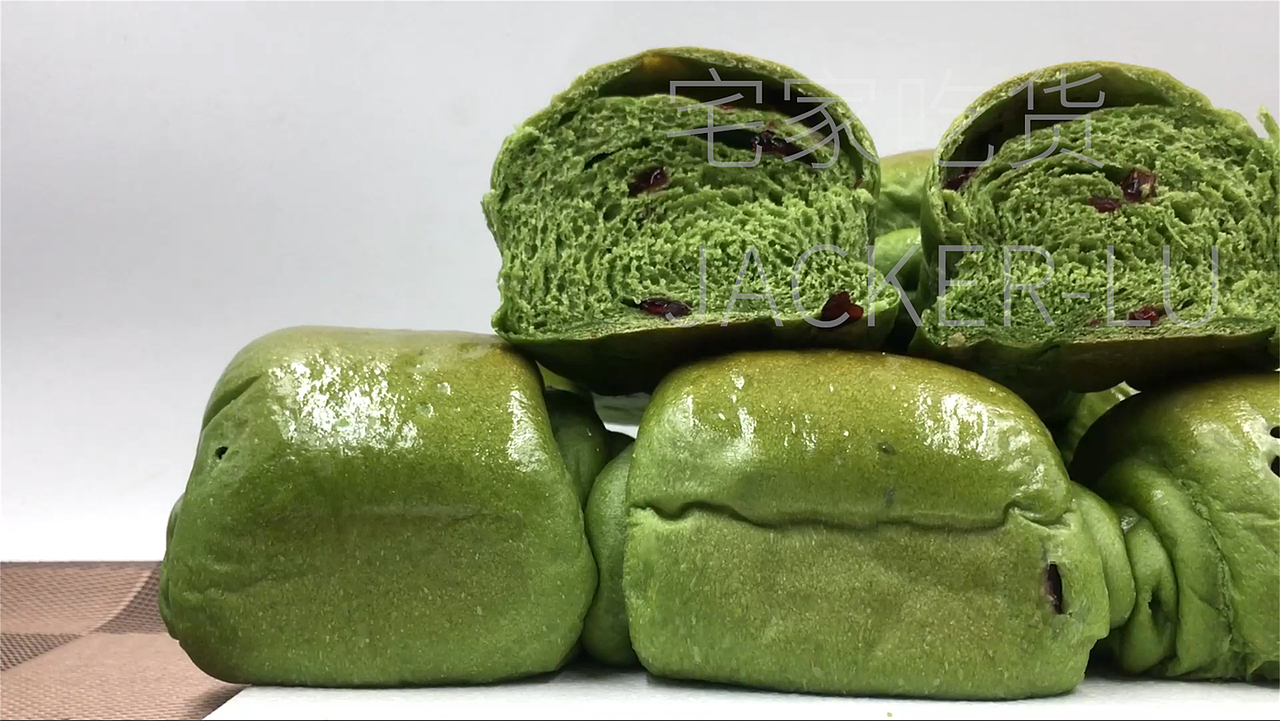 抹茶超软小面包 ,一口沦陷的清新滋味。