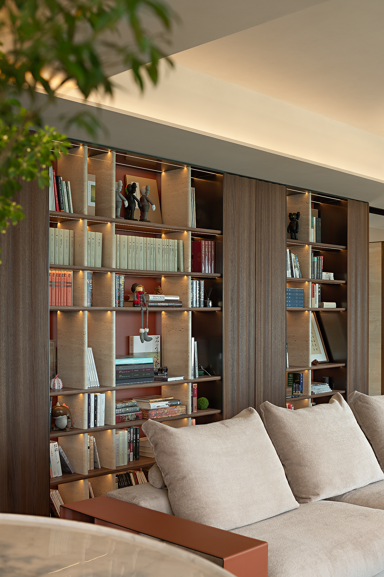 鸿艺源：城央之上538m²书香萦绕、艺术气质拉满的家！（图ZMzgxMzU2MTUy） - 家装设计 - 站酷设计师鸿艺源设计原创素材 - 站酷ZCOOL