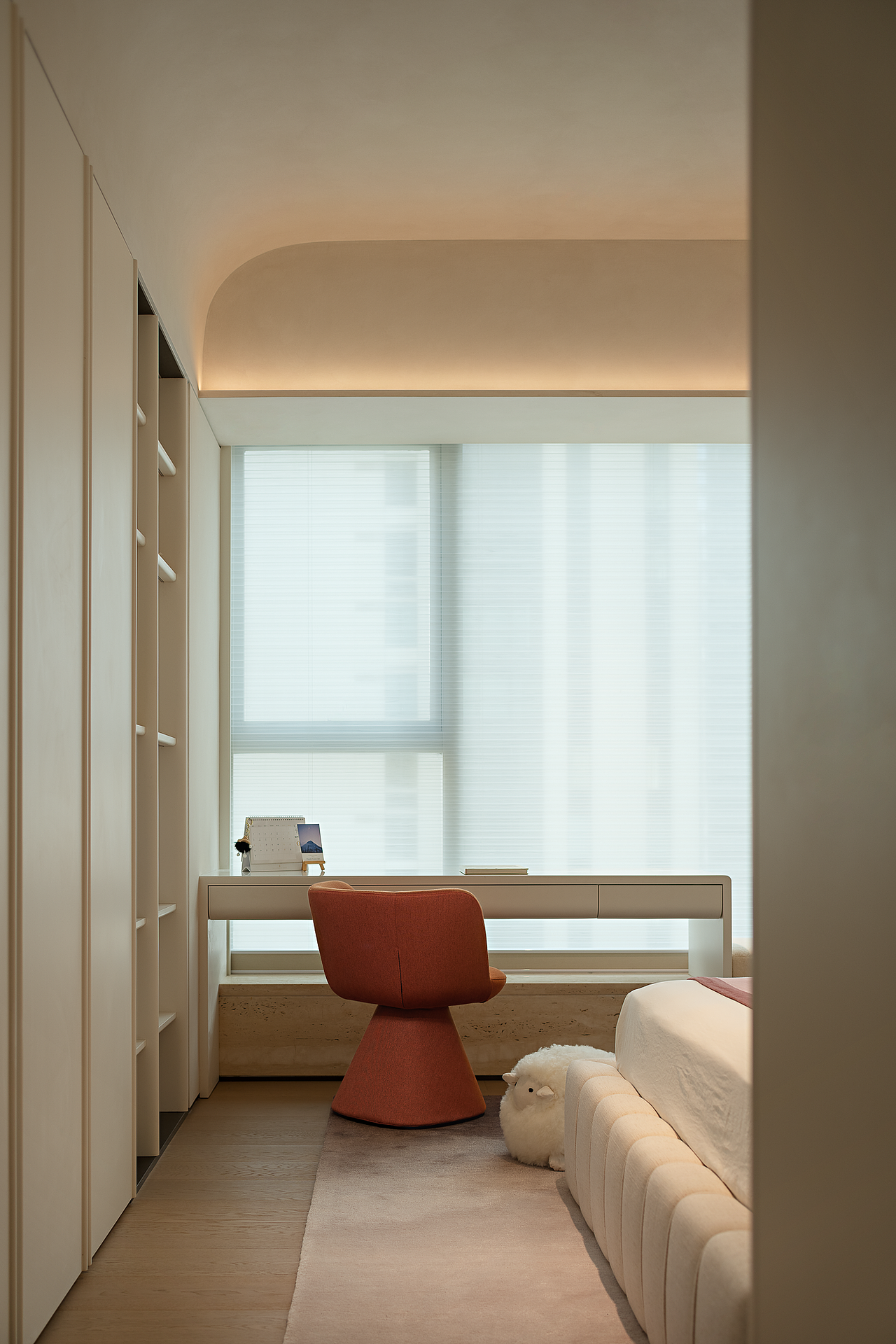 鸿艺源：城央之上538m²书香萦绕、艺术气质拉满的家！（图ZMzgxMzU3Njg4） - 家装设计 - 站酷设计师鸿艺源设计原创素材 - 站酷ZCOOL