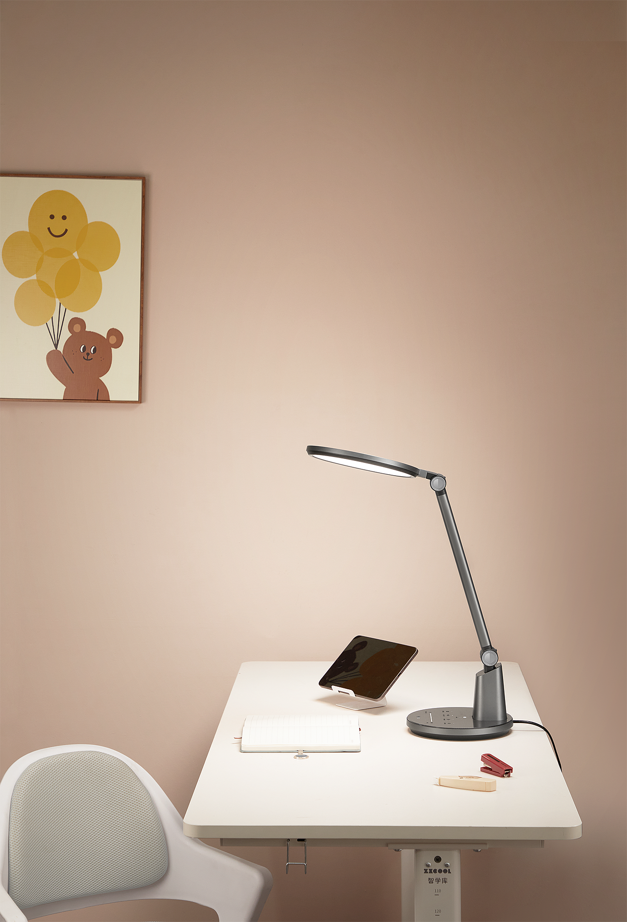 2024 10月公牛台灯产品拍摄（图ZMzgxMzgwMDk2） - 产品摄影 - 站酷设计师杭州天羿摄影部原创素材 - 站酷ZCOOL