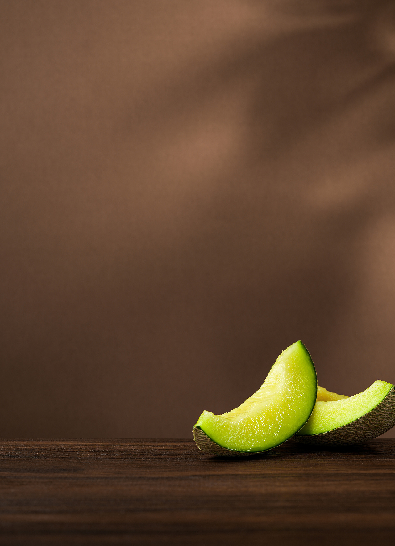 枚瓏蜜瓜飲品海報(bào)拍攝案例（圖ZMzgxMzkwODgw） - 產(chǎn)品攝影 - 站酷設(shè)計(jì)師林澗攝影原創(chuàng)素材 - 站酷ZCOOL