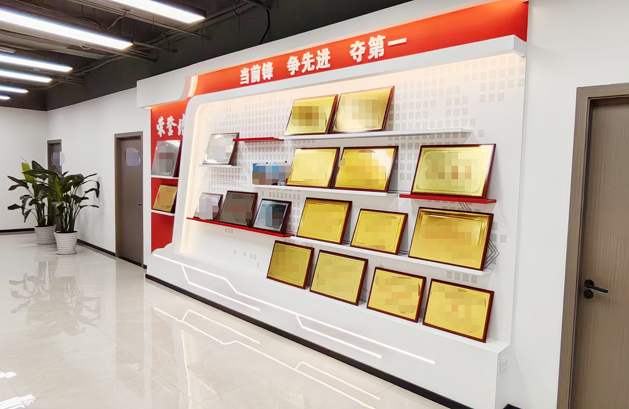 荣誉墙（图ZMzgxNDc0NjQ0） - 展陈设计 - 站酷设计师张家成原创素材 - 站酷ZCOOL