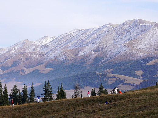 新疆-赛里木湖和果子沟大桥（个人主页-ZNzA4OTQzMDQ=） - 风光摄影 - 站酷设计师郝德善原创素材 - 站酷ZCOOL