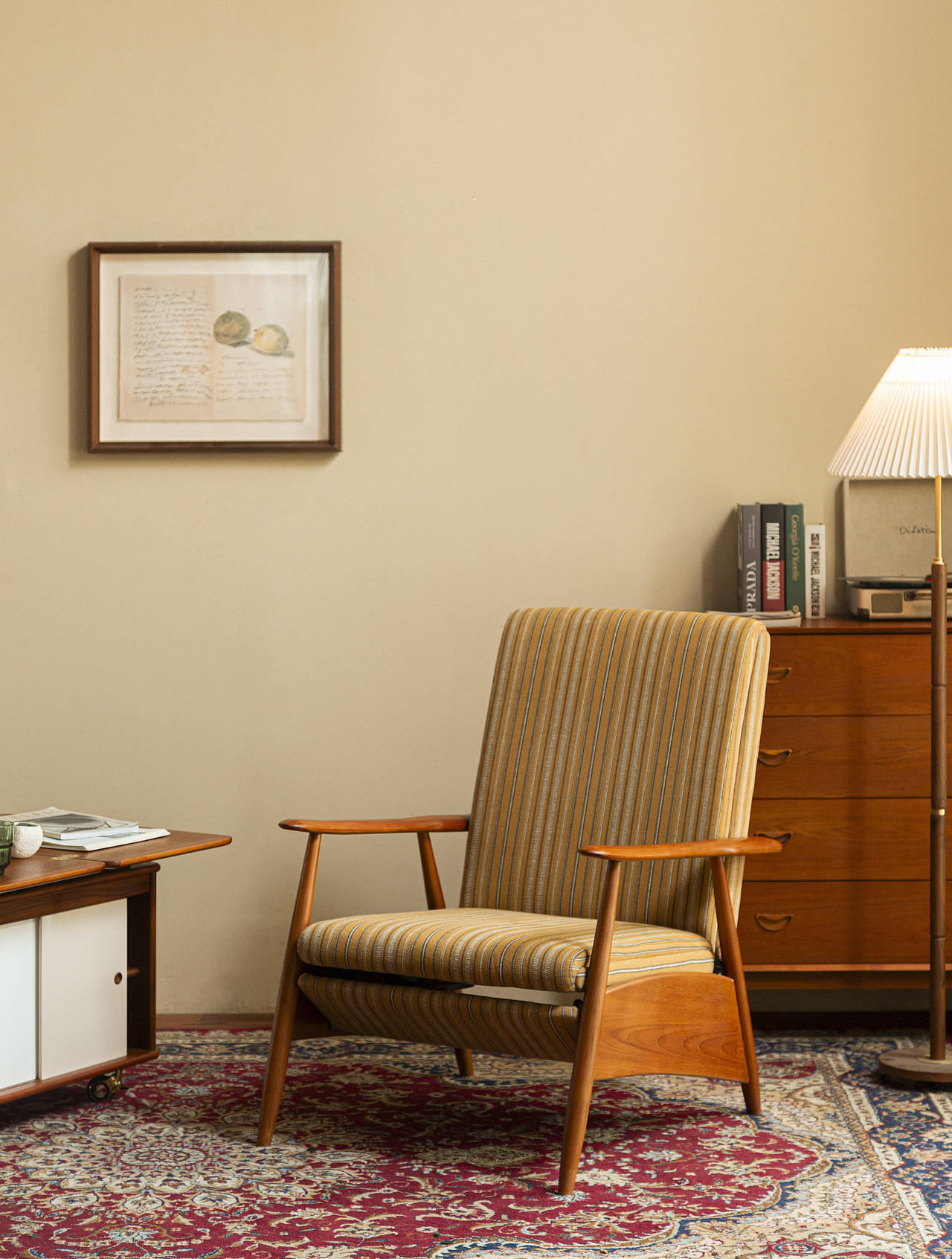 家具摄影-休闲椅升降茶几家居摄影 | 中古柚木家具