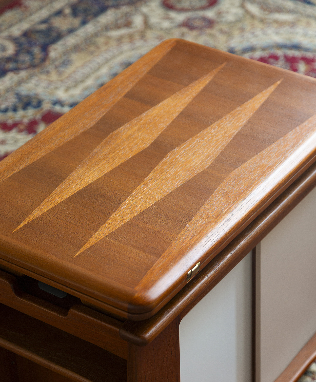 家具摄影-休闲椅升降茶几家居摄影 | 中古柚木家具