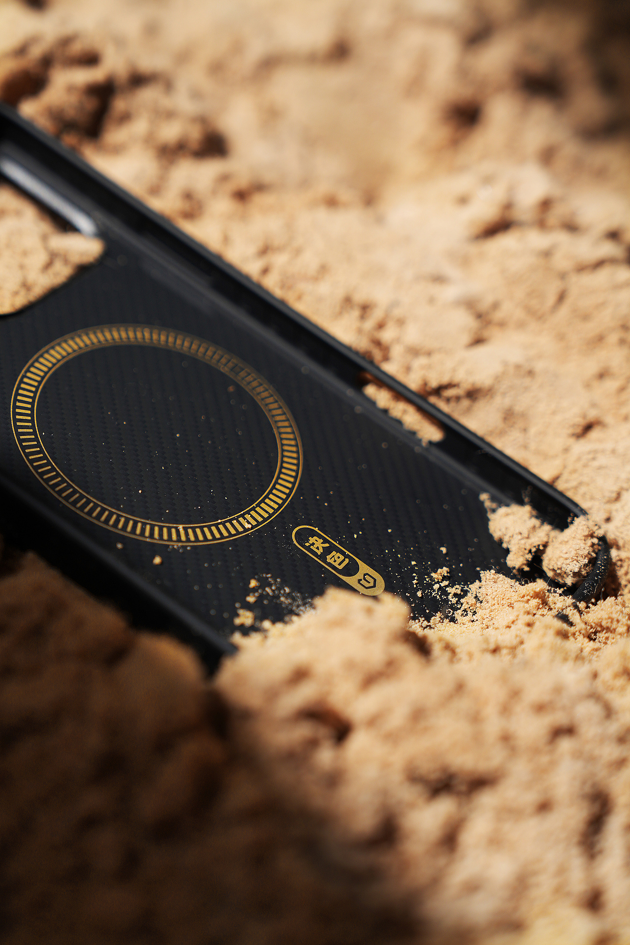 马场iphone16手机壳拍摄（图ZMzgxNTQzMDA0） - 产品摄影 - 站酷设计师韋韋韋維斯原创素材 - 站酷ZCOOL