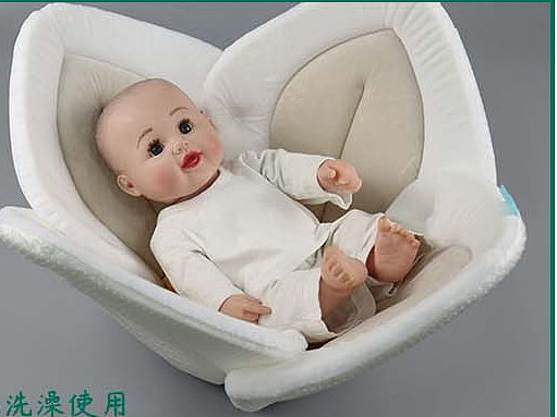 新生儿可用婴儿浴垫花瓣造型可折叠方便收纳