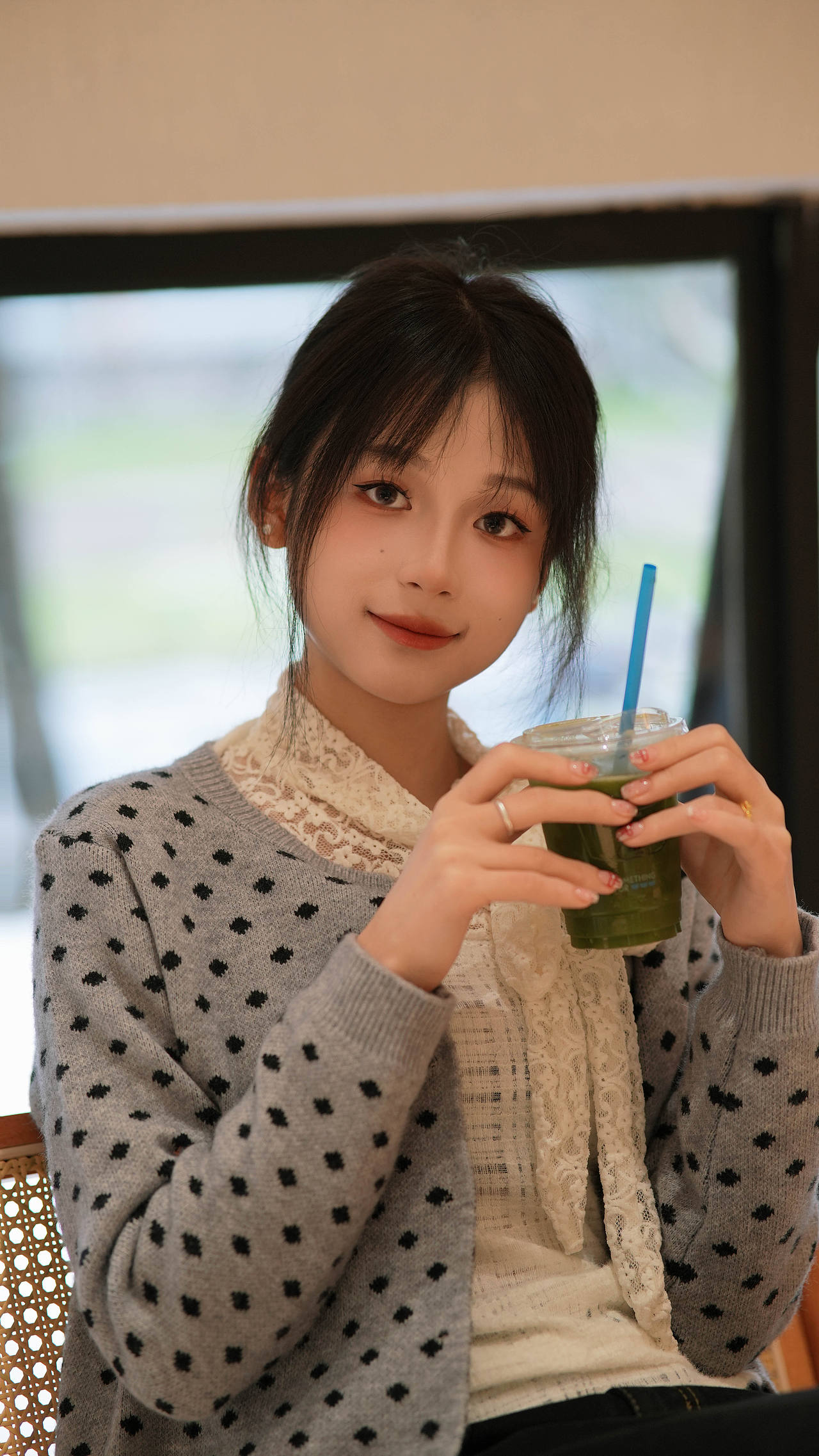 咖啡馆生活感人像小结（图ZMzgxNjc3Njk2） - 人像摄影 - 站酷设计师宇瑜渔原创素材 - 站酷ZCOOL