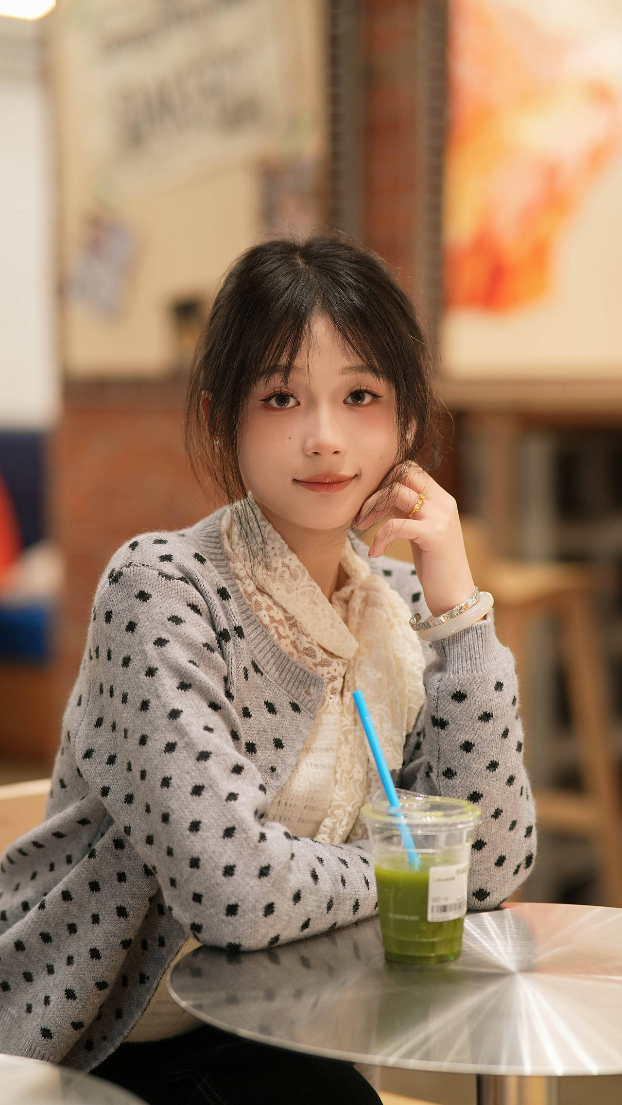 咖啡馆生活感人像小结（图ZMzgxNjc3ODYw） - 人像摄影 - 站酷设计师宇瑜渔原创素材 - 站酷ZCOOL