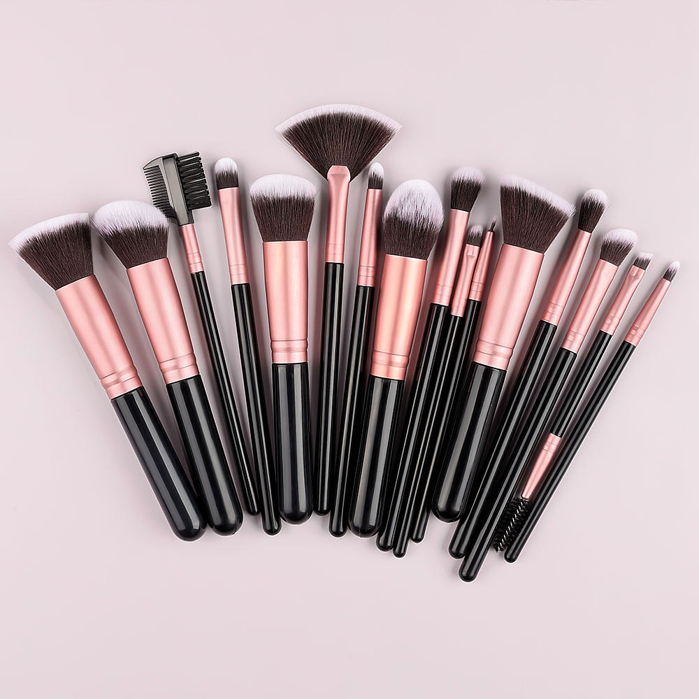 化妆刷拍摄&精修（图ZMzgxNjg4NzI0） - 产品摄影 - 站酷设计师桨茈_Erika原创素材 - 站酷ZCOOL