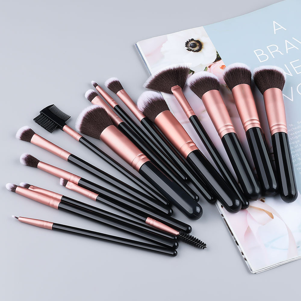 化妆刷拍摄&精修（图ZMzgxNjg4NzY4） - 产品摄影 - 站酷设计师桨茈_Erika原创素材 - 站酷ZCOOL