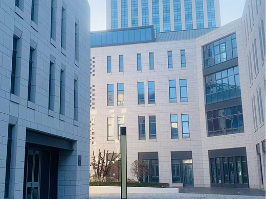 【随手记录】清晨的三栋楼