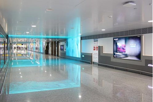 重庆江北国际机场广告!