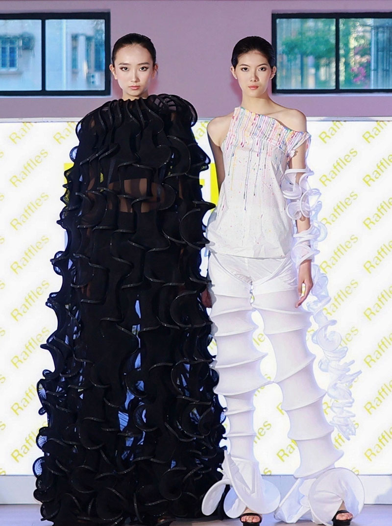 2024莱佛士时装秀作品：时尚与创意的完美碰撞（图ZMTQ5NzA1Mjg=） - 资讯 - 站酷设计师莱佛士设计学院原创素材 - 站酷ZCOOL