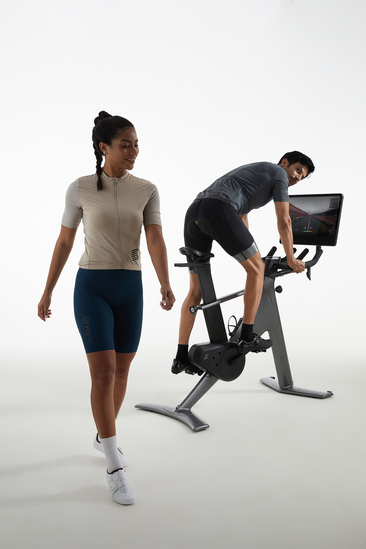 速镜运动 海外形象大片（图ZMzgyMDY5MTky） - 时尚/艺术摄影 - 站酷设计师修图师刘路原创素材 - 站酷ZCOOL