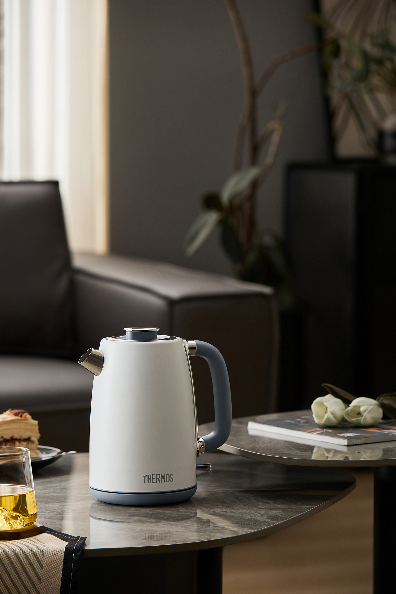 #膳魔师电热水壶摄影美术方案策划（图ZMzgyMDg2MDMy） - 产品摄影 - 站酷设计师培培培的培原创素材 - 站酷ZCOOL