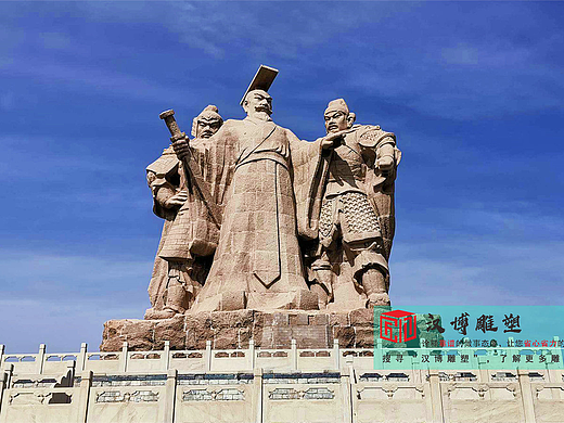 古代君王石雕雕塑，皇权、艺术与历史的交融