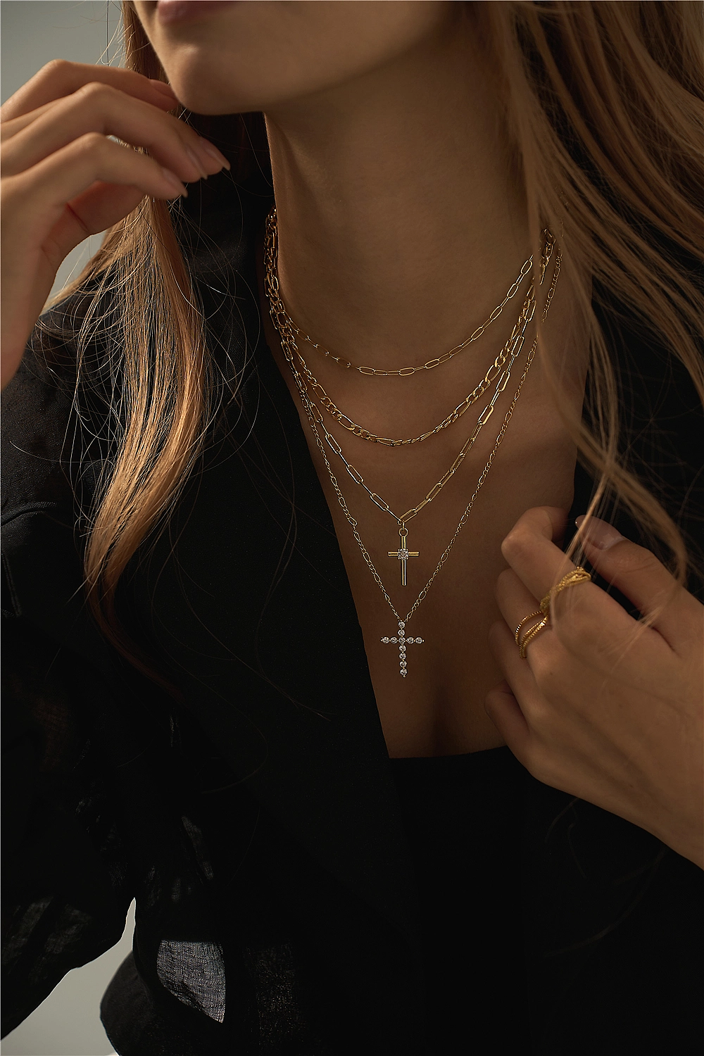 浦江项链模特拍摄,外模亚马逊风格自然风拍摄图片