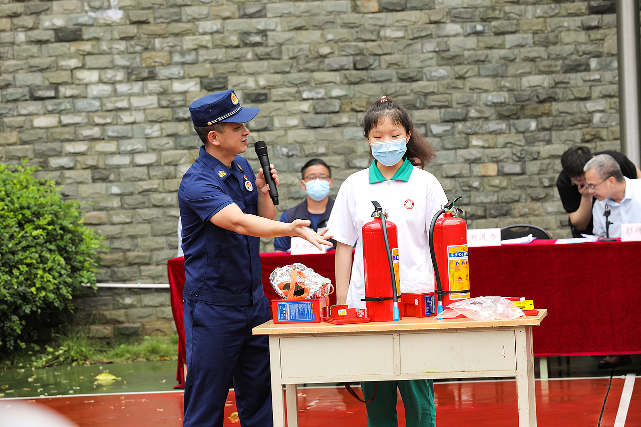 星海音乐学院消防演练活动宣传片拍摄 企业宣传片拍摄（图ZMzgyMTYwMjE2） - 宣传片 - 站酷设计师广州铭创摄影公司原创素材 - 站酷ZCOOL