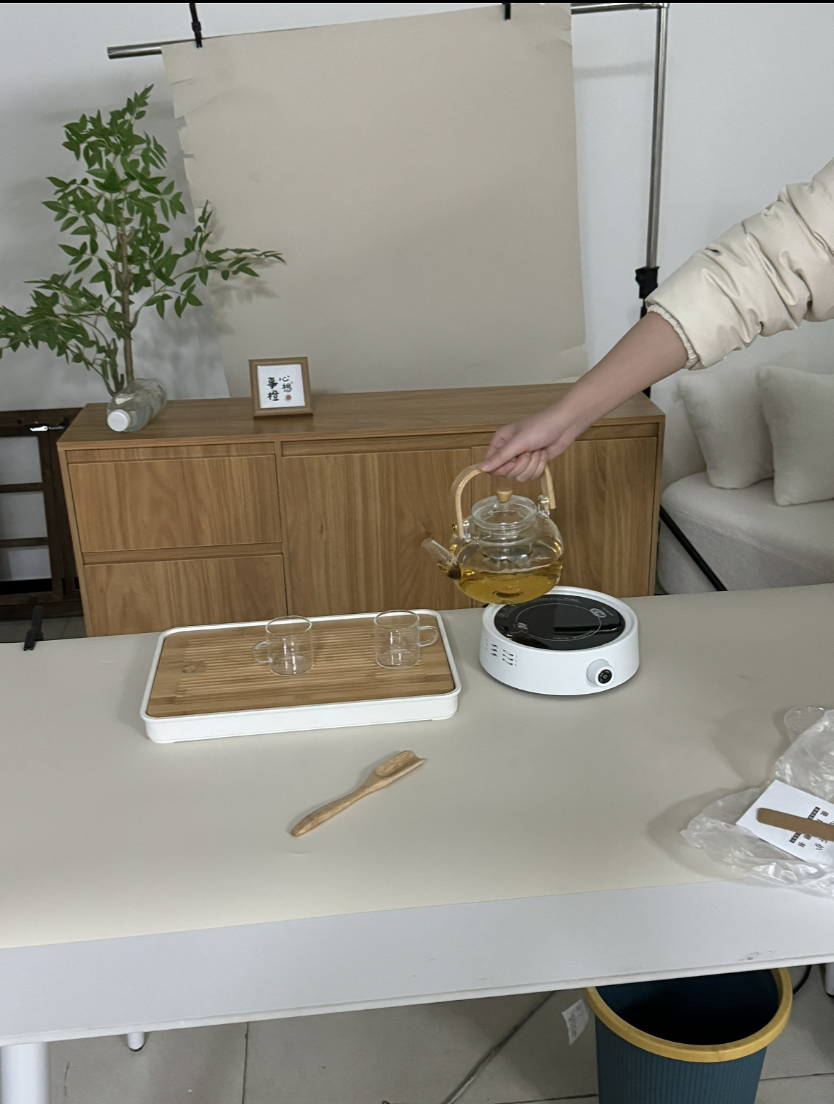 电商玻璃茶壶产品拍摄 原图直出（图ZMzgyMjAwMjI4） - 产品摄影 - 站酷设计师摄影师欧阳原创素材 - 站酷ZCOOL