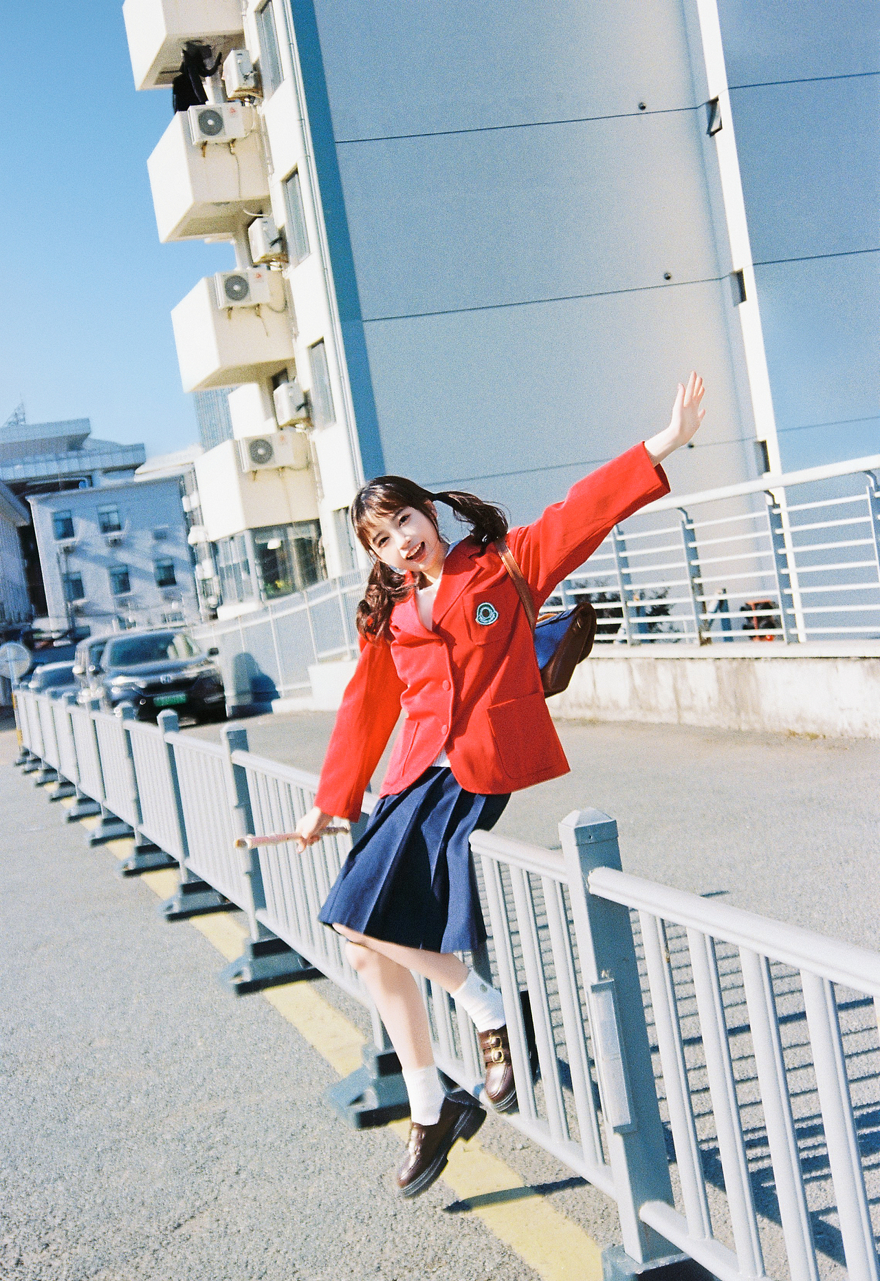 胶片和jk制服就是绝配！（图ZMzgyMjQ4MDA4） - 人像摄影 - 站酷设计师瑞克Photo原创素材 - 站酷ZCOOL