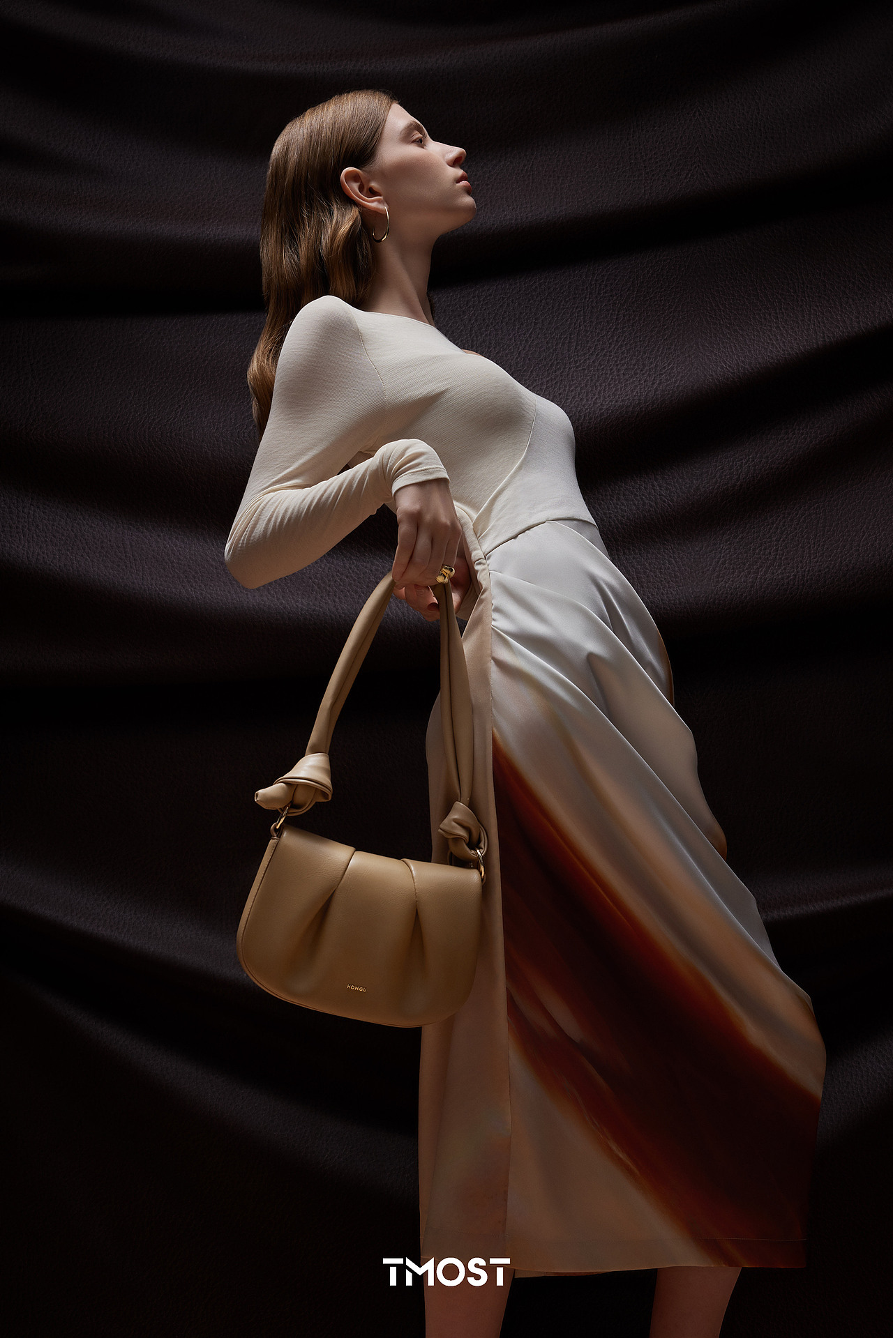 女包形象拍摄 | 我们为红谷拍摄的质感主题形象片（图ZMzgyMjY3Nzcy） - 人像摄影 - 站酷设计师TMOST电商视觉原创素材 - 站酷ZCOOL