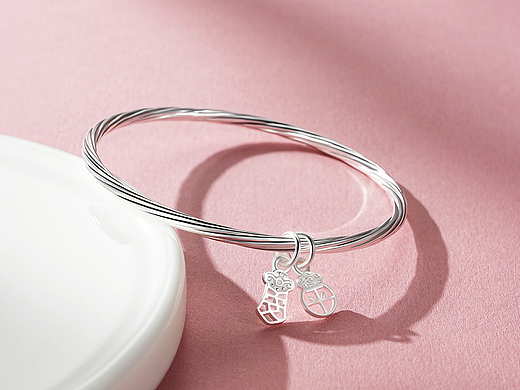 银饰手镯｜粉红场景拍摄