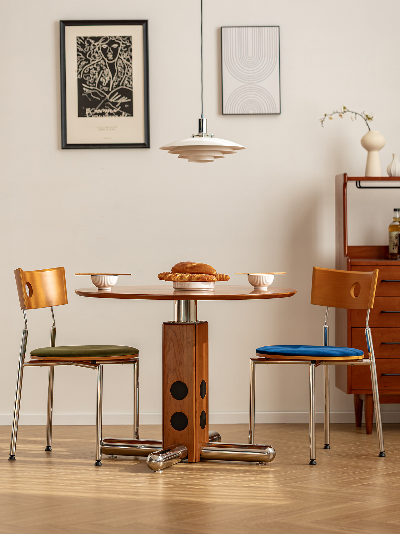 2024拍摄 床 床头柜 餐桌 书桌 凳子 椅子 !