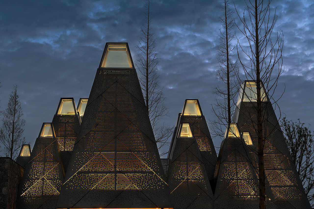 水杉林餐厅SU模型下载