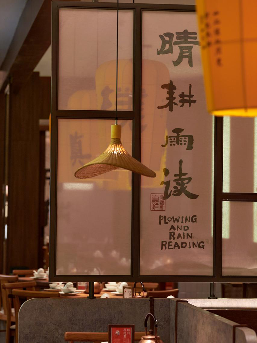 四方桌 | 价格内卷、消费降级，品牌还能向上突围吗？（图ZMTQ5Nzc5MDQ=） - 教程 - 站酷设计师容品牌原创素材 - 站酷ZCOOL