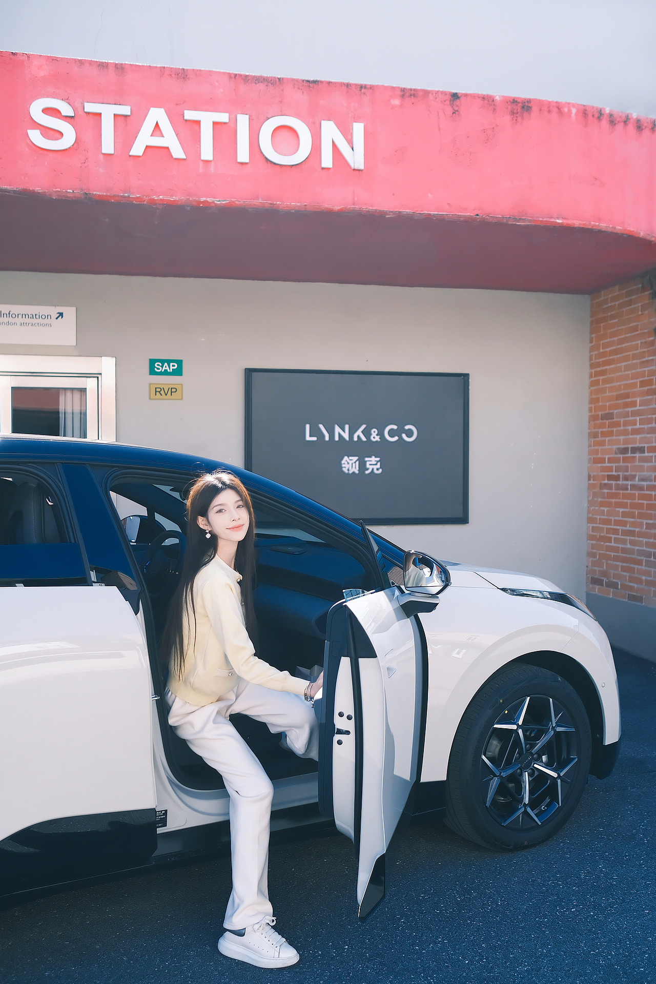 领克Z20首批试驾会