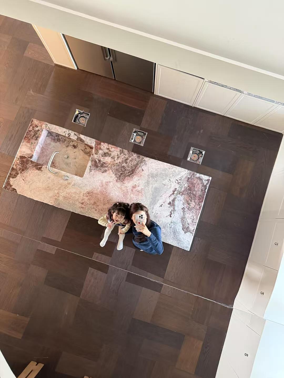 镜面不锈钢蜂窝板吊顶