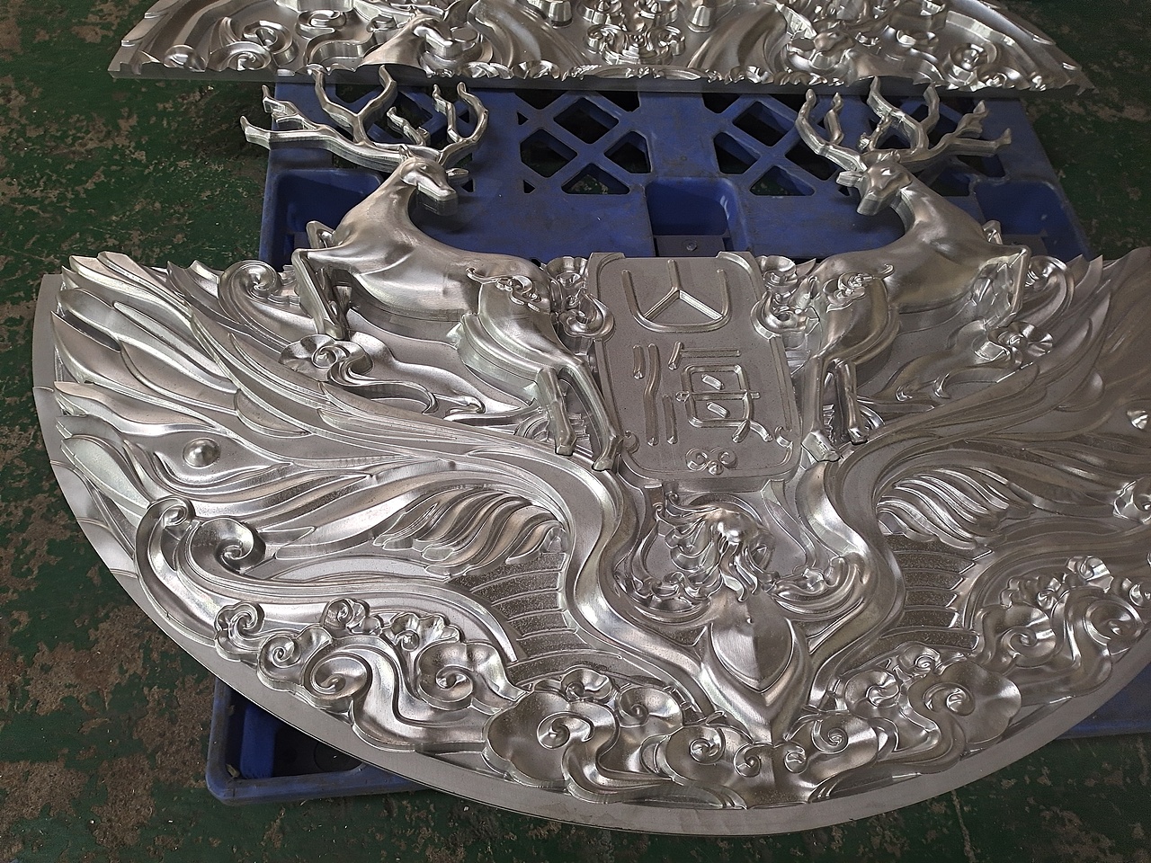 挂在墙上的艺术装饰品超厚铝板雕刻立体背景墙