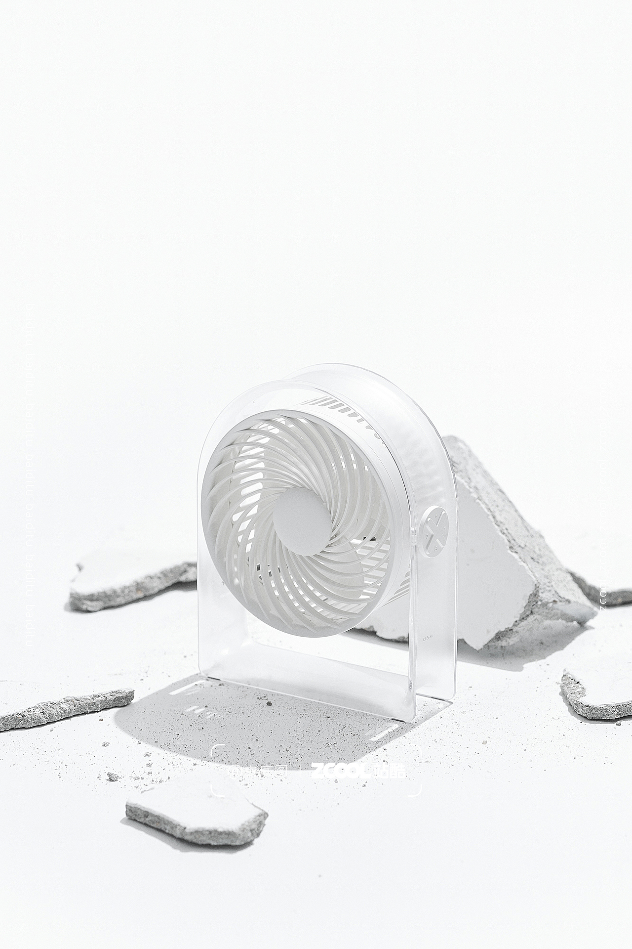 随手拍丨蓝方形桌面风扇