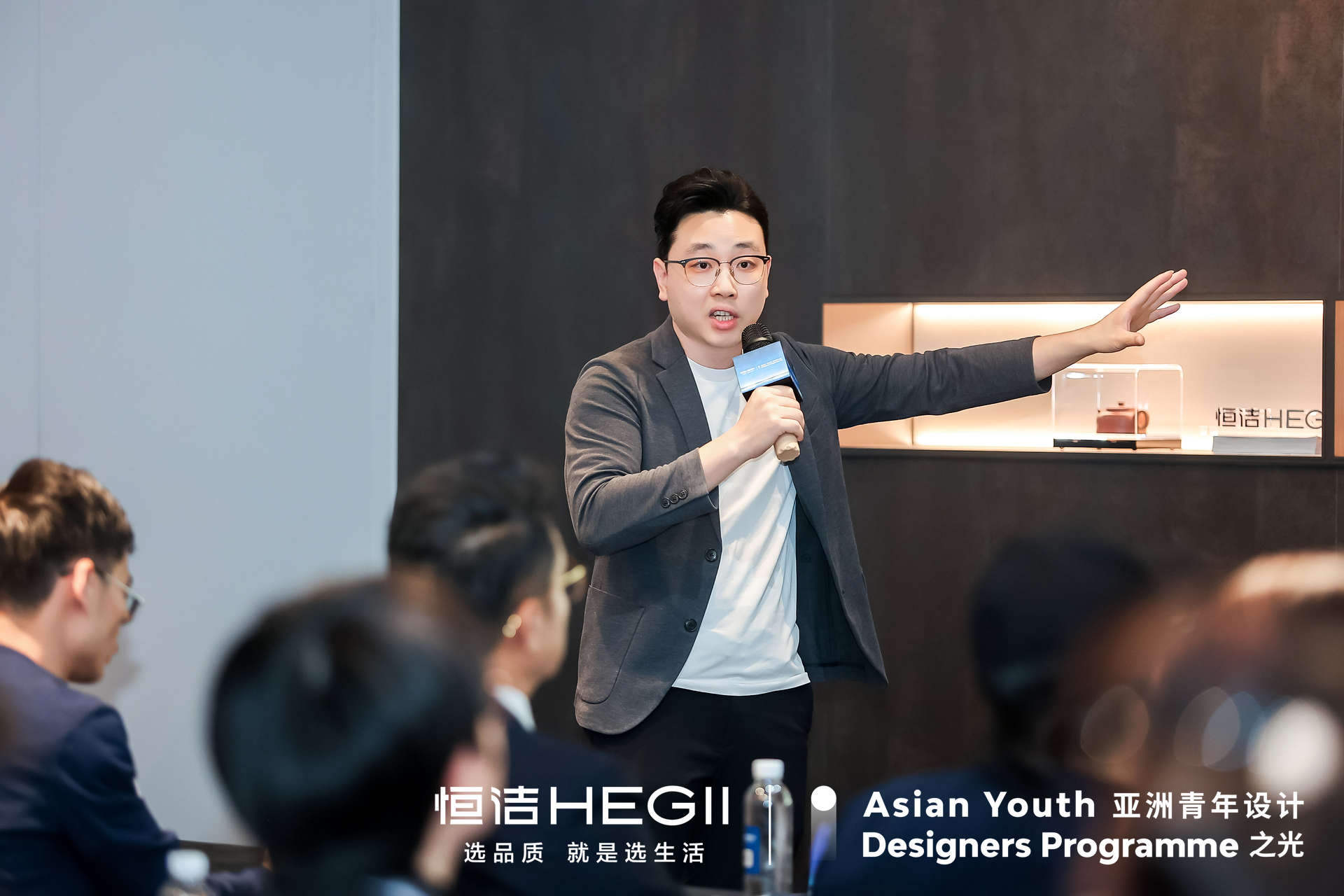 亚洲青年设计之光|2024亚洲青年设计之光颁奖典礼暨质美中国年度盛典圆满落幕(图ZMTQ5OTA0NDA=) - 资讯 - 站酷设计师设计艺术之路原创素材 - 站酷ZCOOL