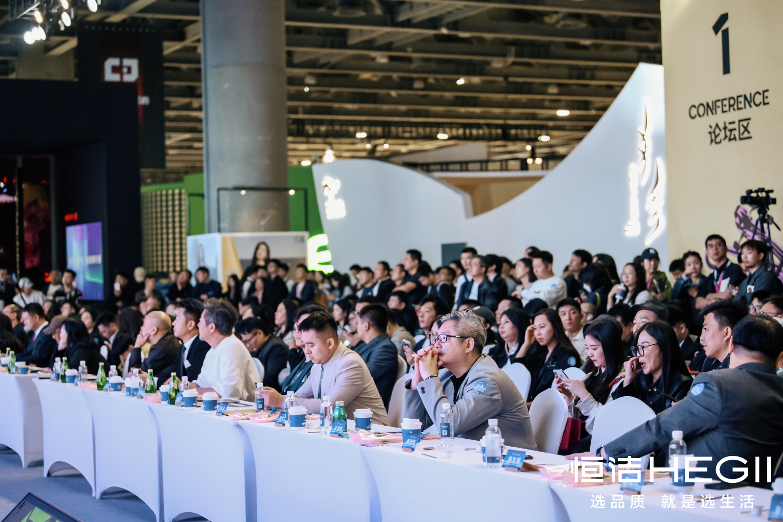 亚洲青年设计之光|2024亚洲青年设计之光颁奖典礼暨质美中国年度盛典圆满落幕(图ZMTQ5OTA0ODA=) - 资讯 - 站酷设计师设计艺术之路原创素材 - 站酷ZCOOL