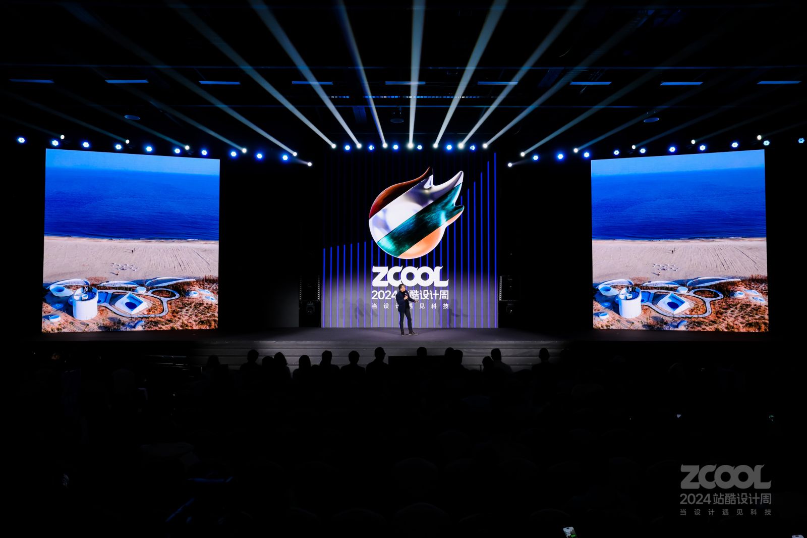 烟台时光塔和沙丘美术馆如何设计？先锋建筑师李虎揭秘设计灵感｜2024站酷设计周