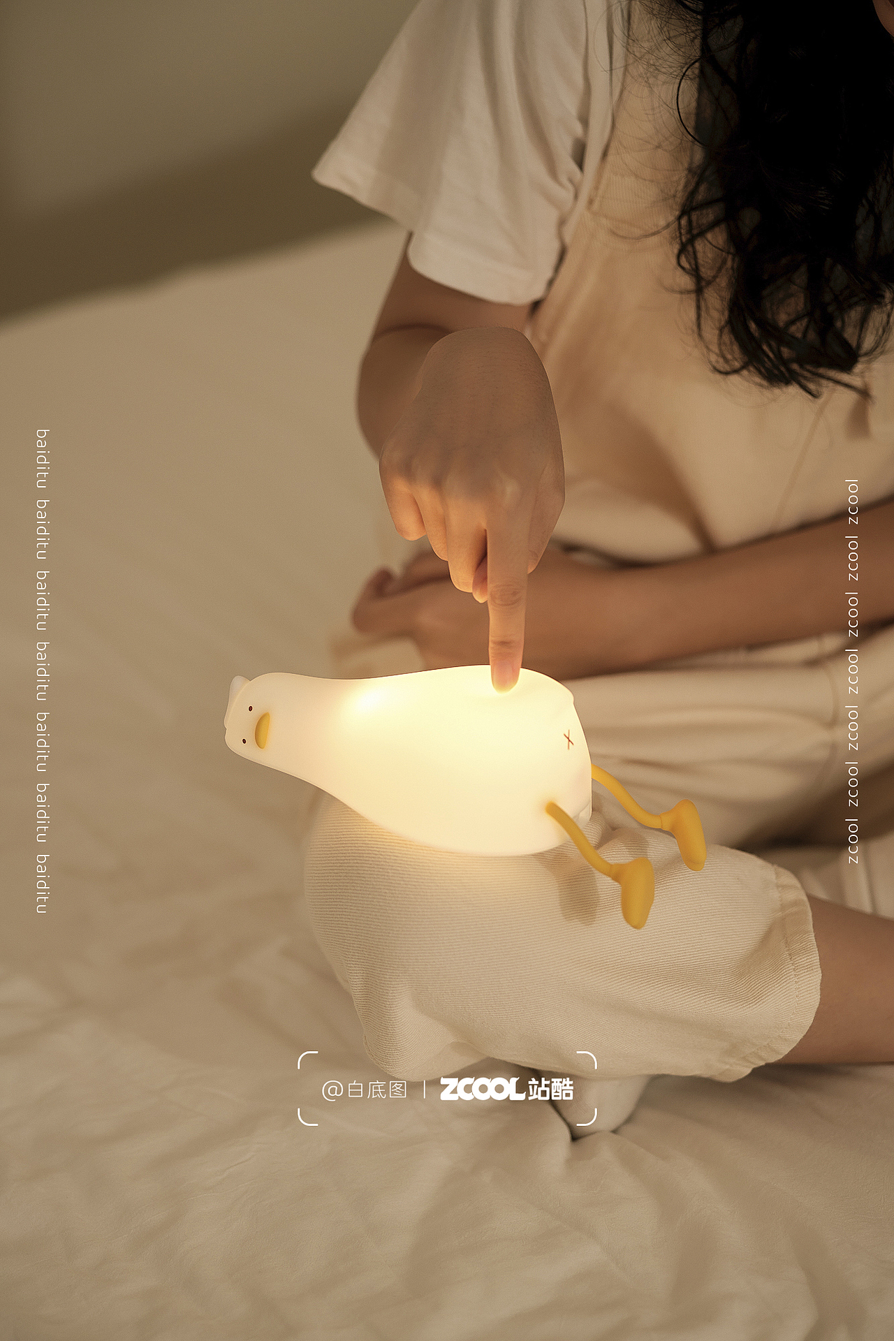 随手拍丨躺平鸭小夜灯