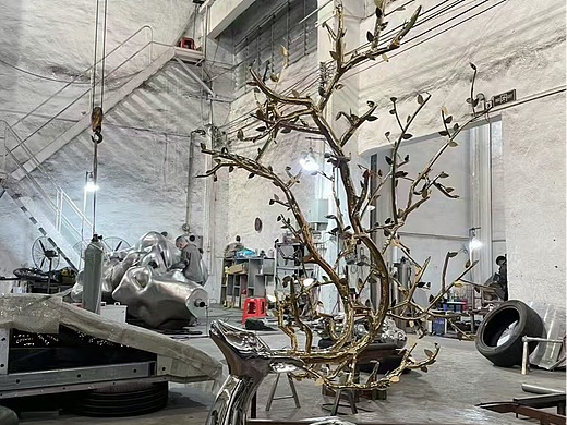 不锈钢钛金镜面双色鹿雕塑 不锈钢卧鹿雕塑摆件 