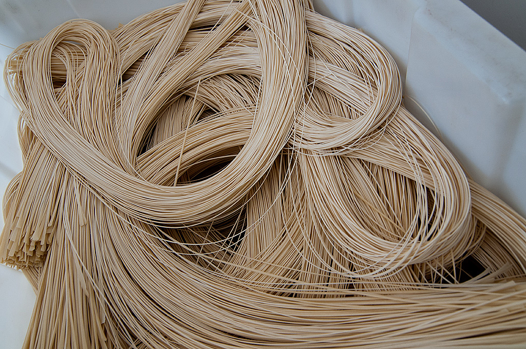 【晒 面】新合乡引坑村