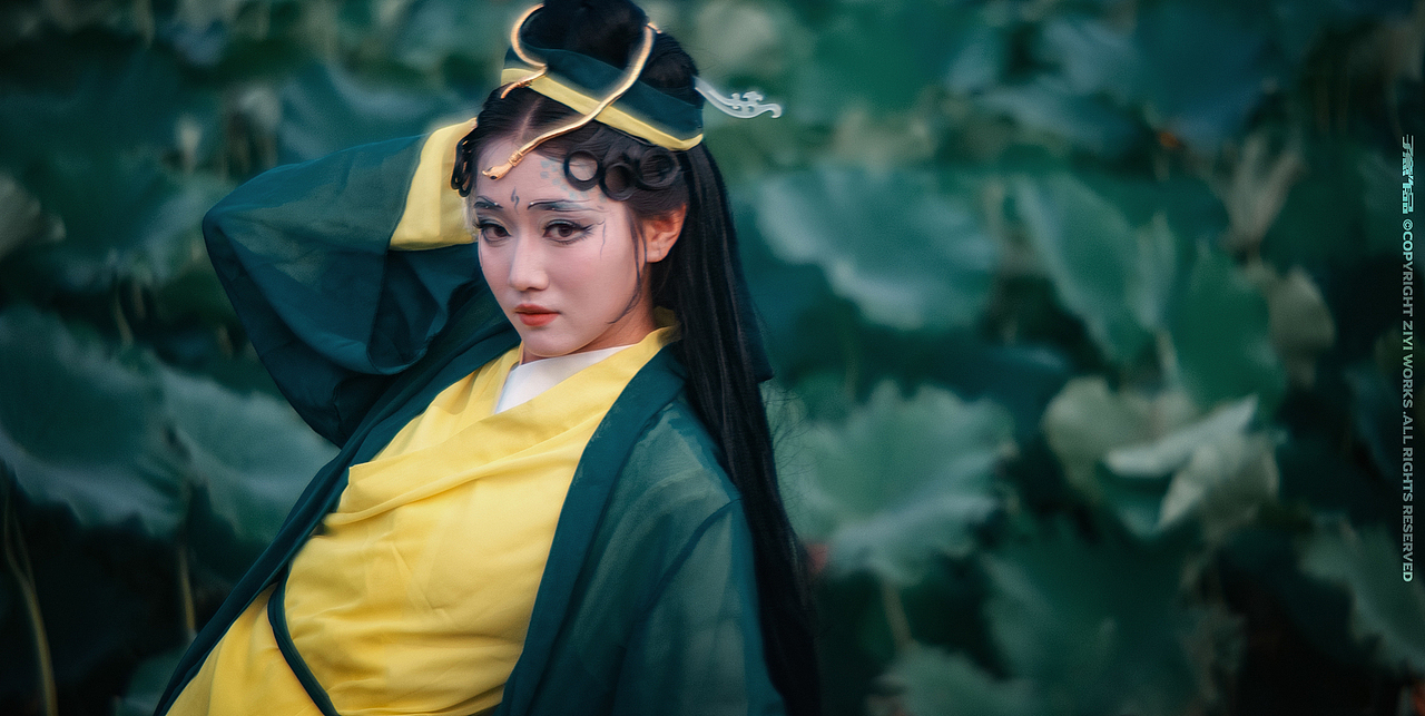 《青蛇》（图ZMzgyOTc2ODQ0） - 人像摄影 - 站酷设计师摄影师子意原创素材 - 站酷ZCOOL