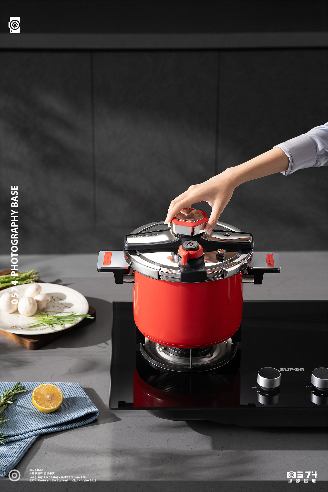 高压锅 电饭煲 厨房电器