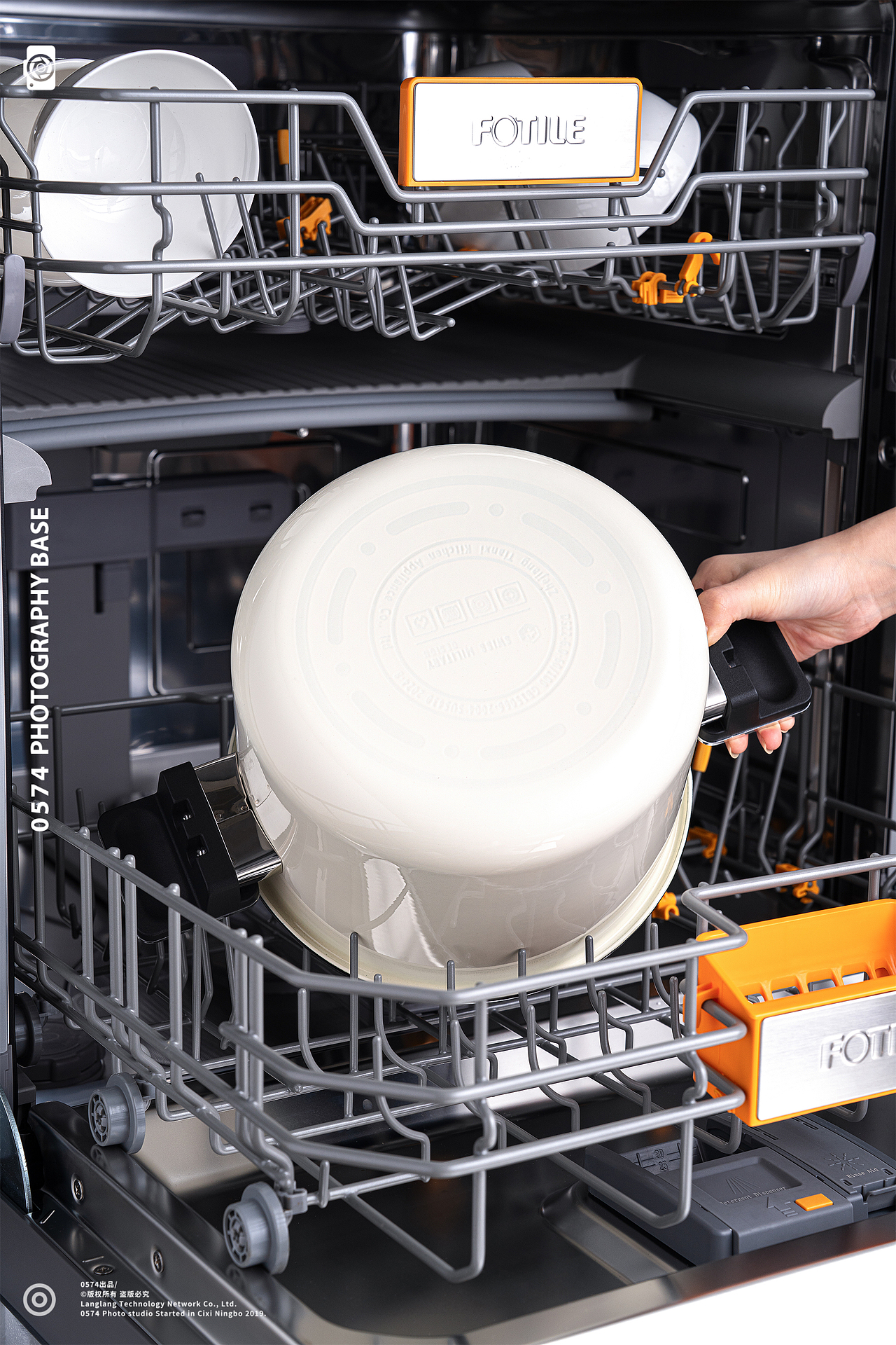 高压锅 电饭煲 厨房电器