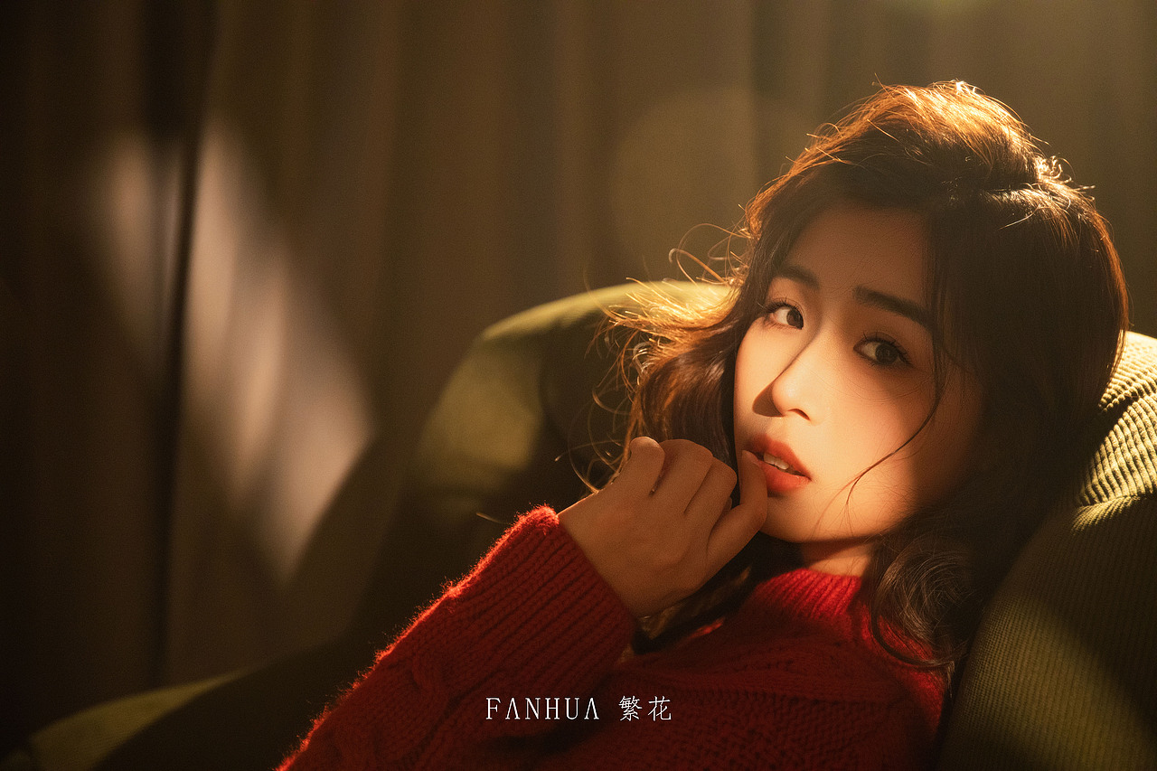 不一样的新年红（图ZMzgzMDU0Nzky） - 人像摄影 - 站酷设计师锦上繁花肖像摄影原创素材 - 站酷ZCOOL