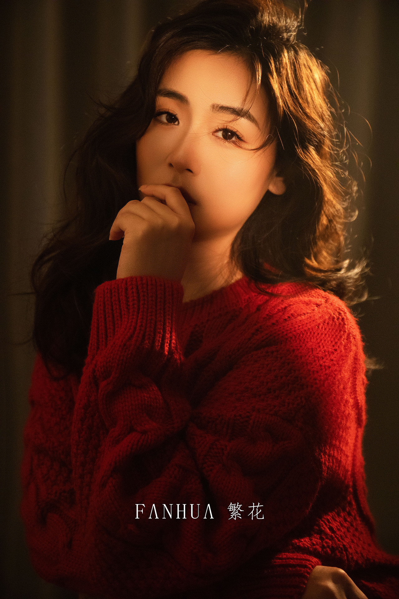 不一样的新年红（图ZMzgzMDU0Nzk2） - 人像摄影 - 站酷设计师锦上繁花肖像摄影原创素材 - 站酷ZCOOL