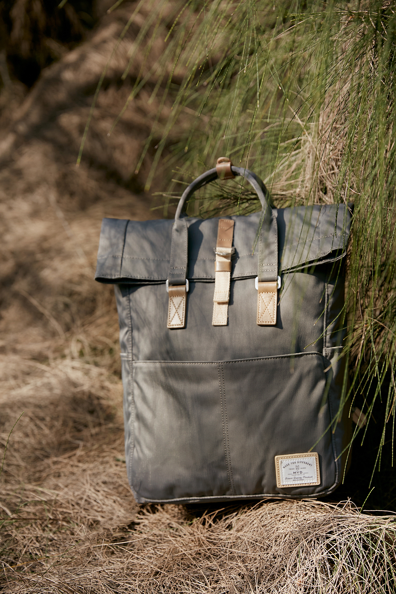 双肩包拍摄｜户外拍摄，商业摄影（图ZMzgzMDcwODUy） - 人像摄影 - 站酷设计师商业摄影FENGZI原创素材 - 站酷ZCOOL