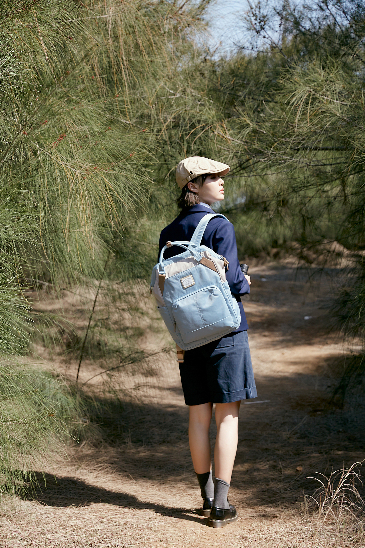 双肩包拍摄｜户外拍摄，商业摄影（图ZMzgzMDcwODQ4） - 人像摄影 - 站酷设计师商业摄影FENGZI原创素材 - 站酷ZCOOL