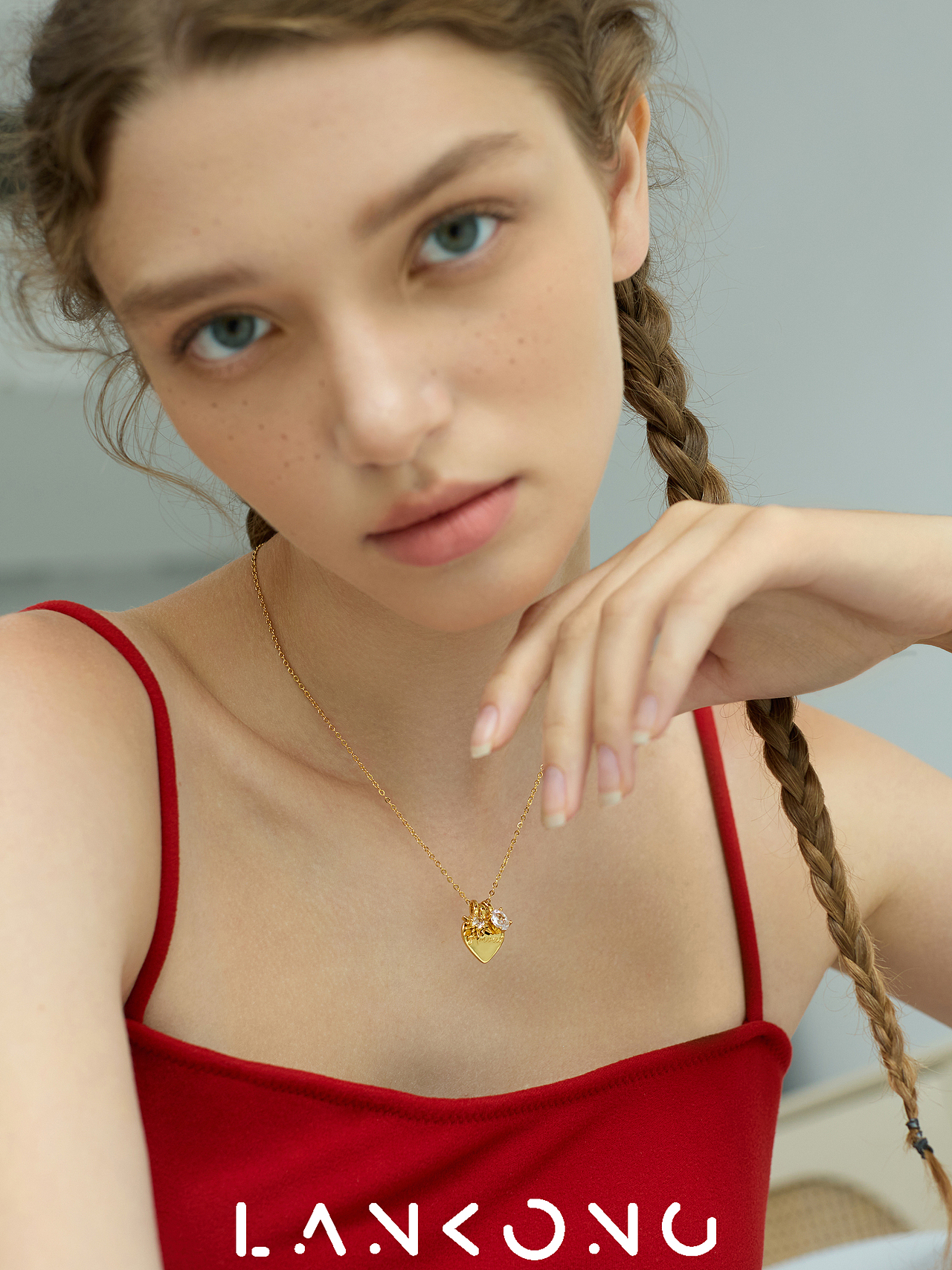 简约轻奢法式珠宝首饰客片（图ZMzgzMDk0MDA0） - 人像摄影 - 站酷设计师澜空视觉原创素材 - 站酷ZCOOL