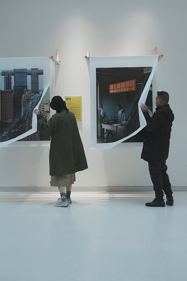 我的2024年街拍集（图ZMzgzMTI3OTYw） - 人文/纪实摄影 - 站酷设计师香蕉皮109原创素材 - 站酷ZCOOL